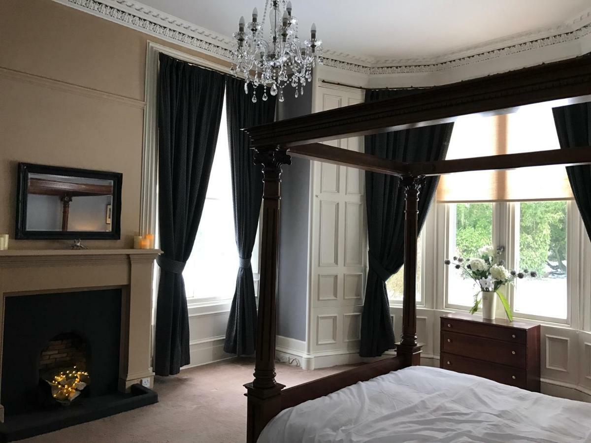 Fernlea Spacious Apartment Арброт Экстерьер фото
